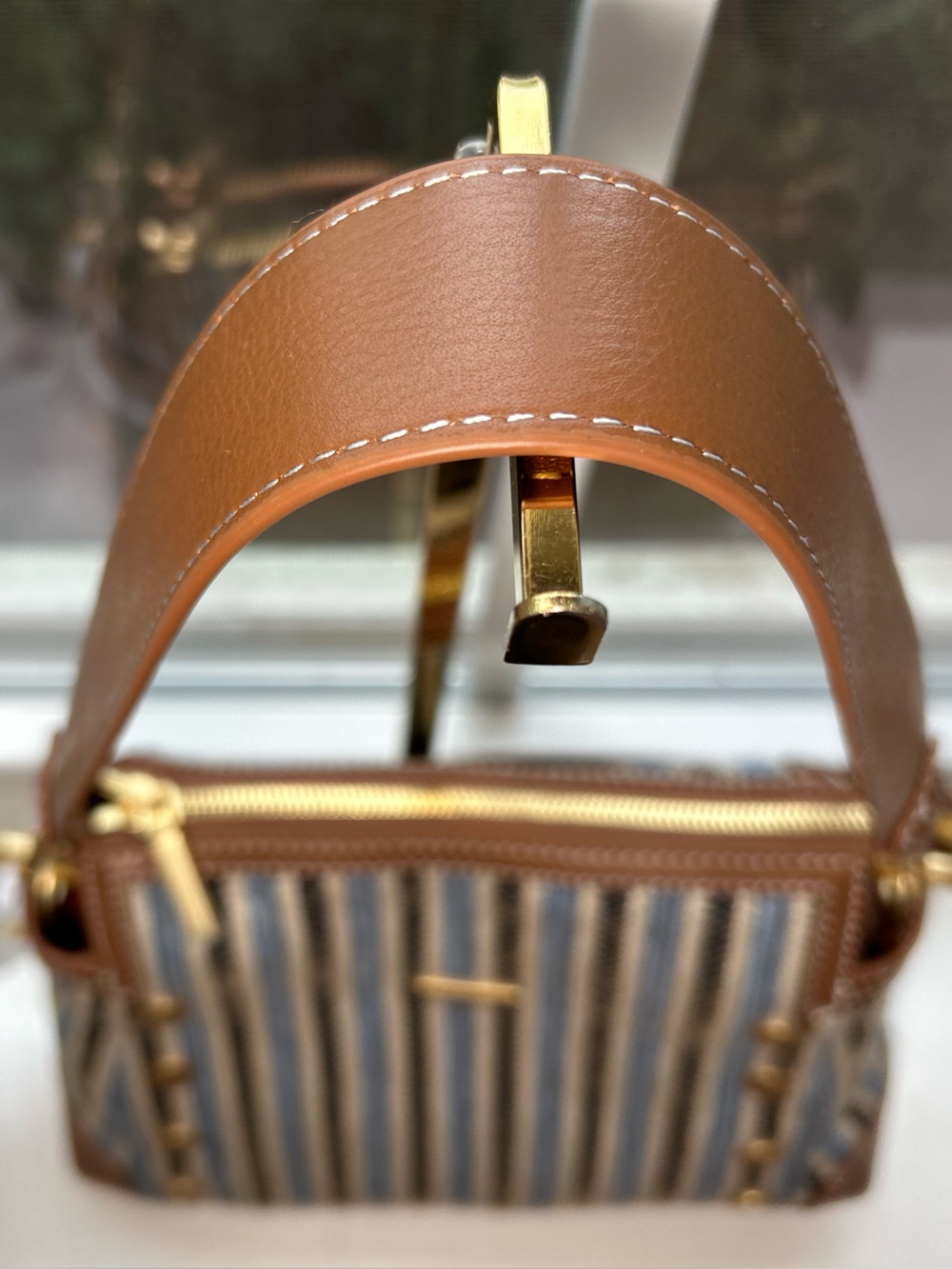 NWT🌷Hammitt Bryant Medium Jute Studded Shoulder Bag in Cabana Blue/Brushed Gold - Picture 6 of 12